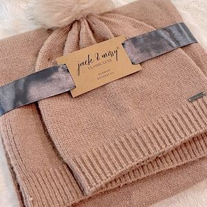 🛑SOLD🛑Jack & Missy, Classic Luxe, Hat and Scarf set, NWT, Blush Pink